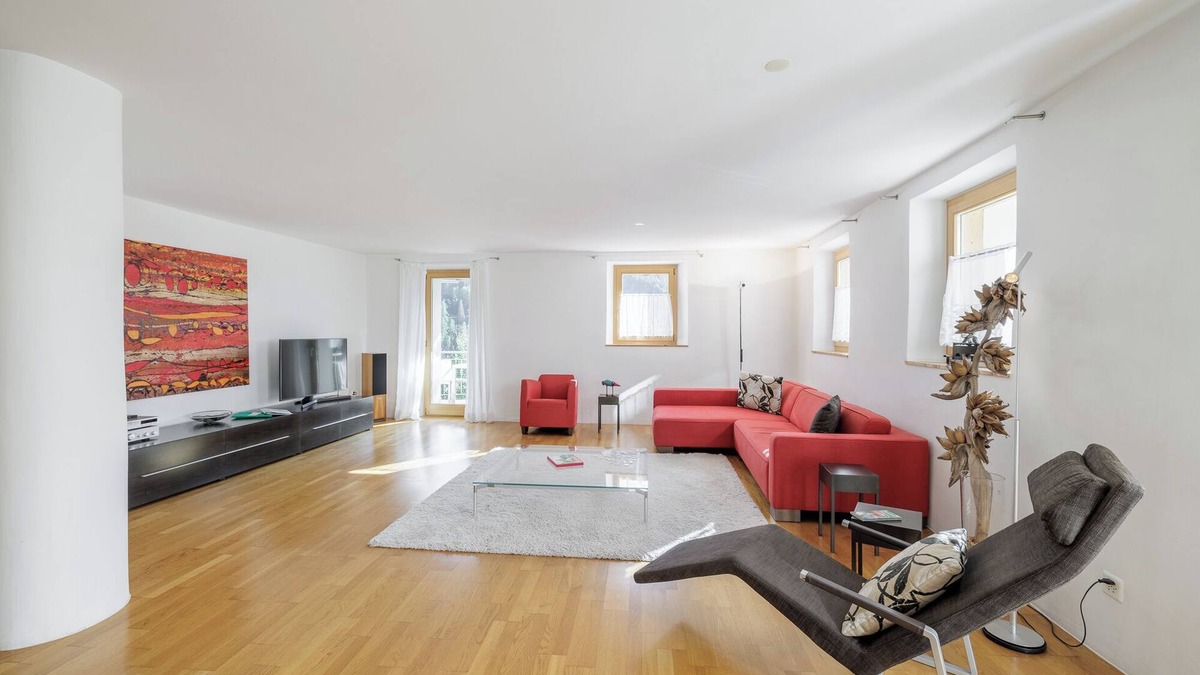 Engadin Scoul Apartment | Allegra and welcome to the Chasa Anna vacation apartment