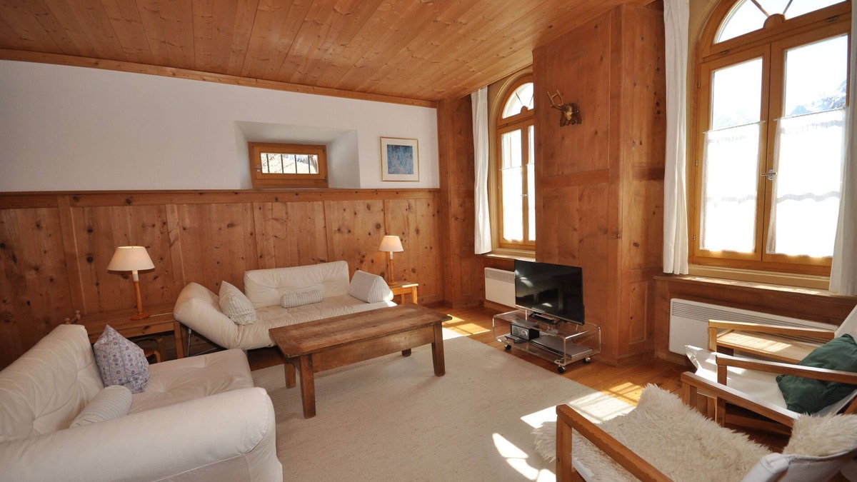 Engadin Scoul Apartment | Allegra and welcome to the Chasa Schucany