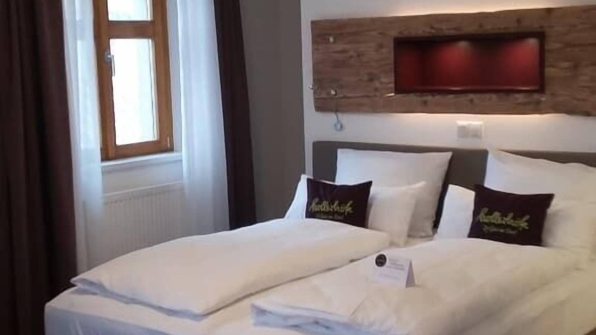 Kemnath Apartment | Allergy-friendly apartment for two people l Towels and WLAN included.