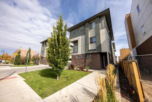 Arvada House | Allison Street home
