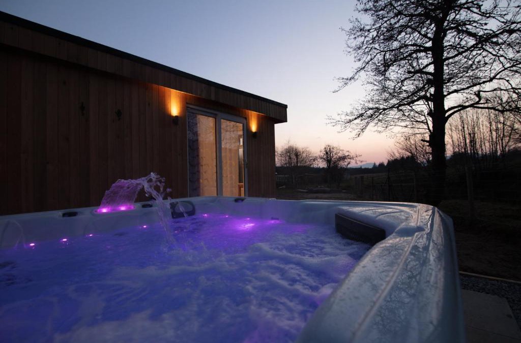 Roybridge Apartment | Allt Mor Rentals - Chalet with hot tub, And Studio Apartment no hot tub