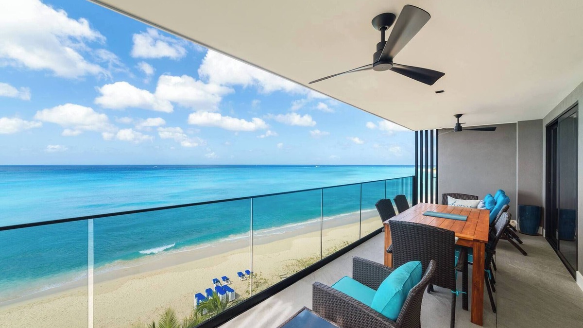 Brighton Condo | Allure #502, Beachfront Penthouse by ZenBreak
