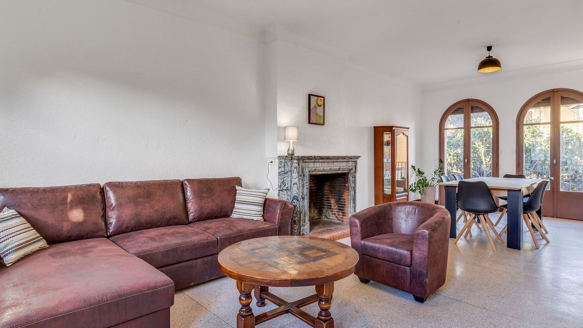 Estagel House | Alluring Holiday Home in Estagel with Private Pool