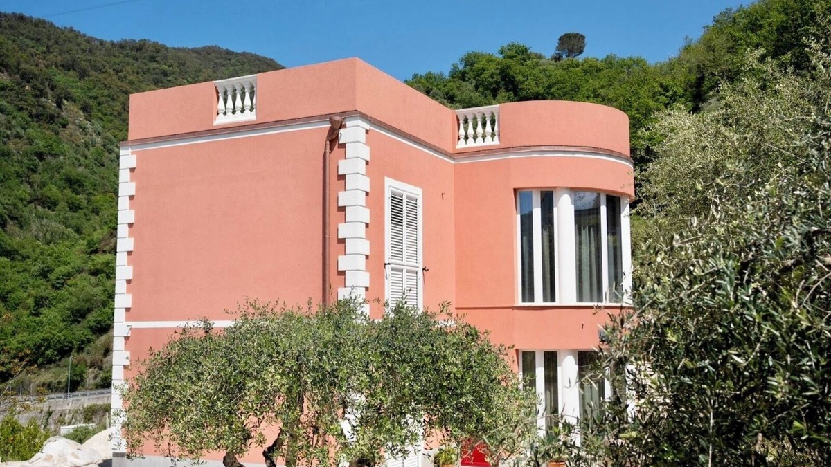 Sant'Angelo di Brolo Apartment | ALMA TOURISM APARTMENT, with swimming pool 15 minutes from the sea
