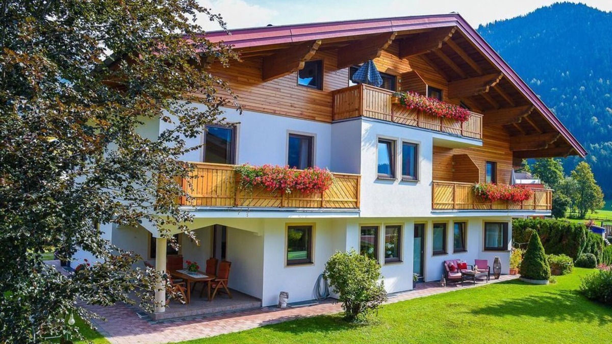 Werfenweng House | Almchalet - Almchalet/2 bedrooms/Shower, WC
