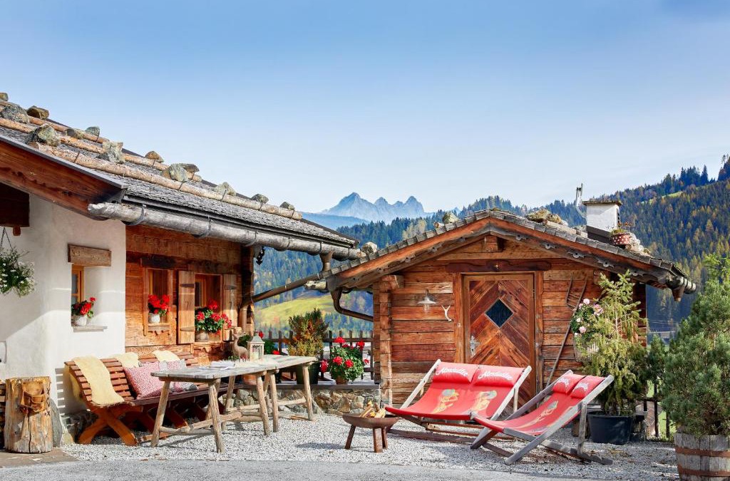 Hundsdorfl Ski Chalet | Almdorf Flachau - Luxus Hüttenurlaub