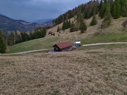 Puchenstuben Ski Chalet | Almhütte in Alleinlage OFFGRID