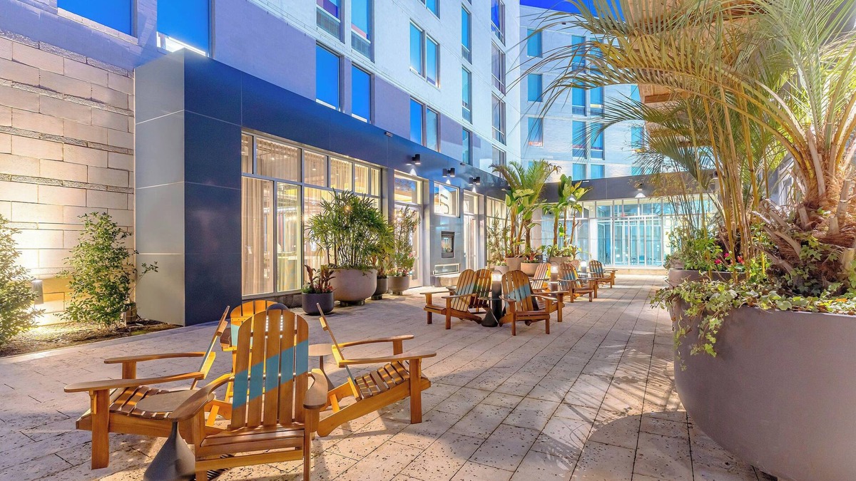 Southside Hotel | Aloft Jacksonville Tapestry Park