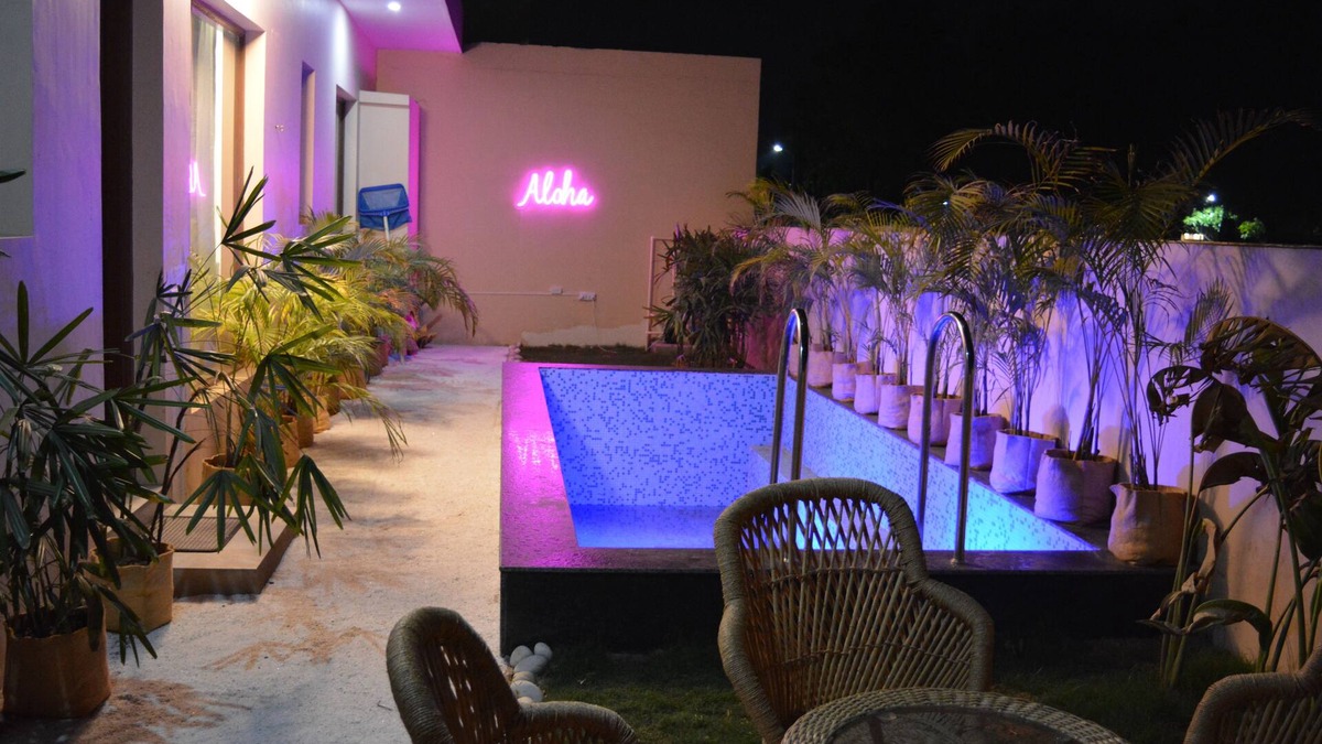 Mohali Villa | Aloha Villa Pool Suite