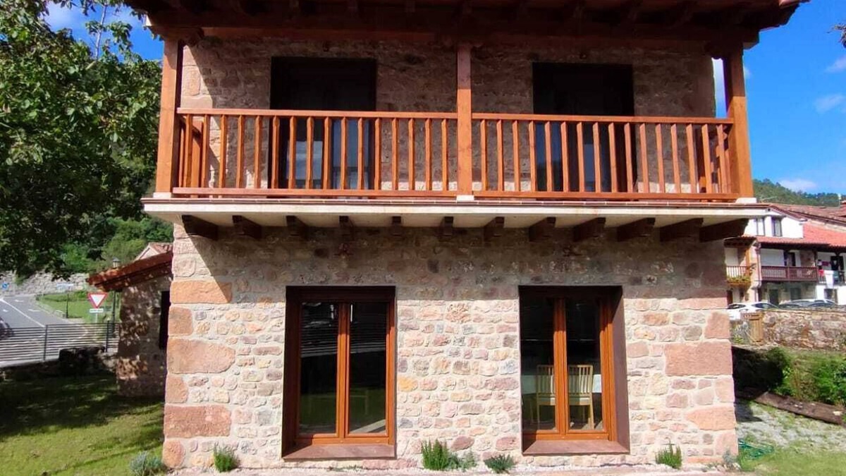 Treceno House | Alojamiento Rural " EL Nogal DE Hualle "