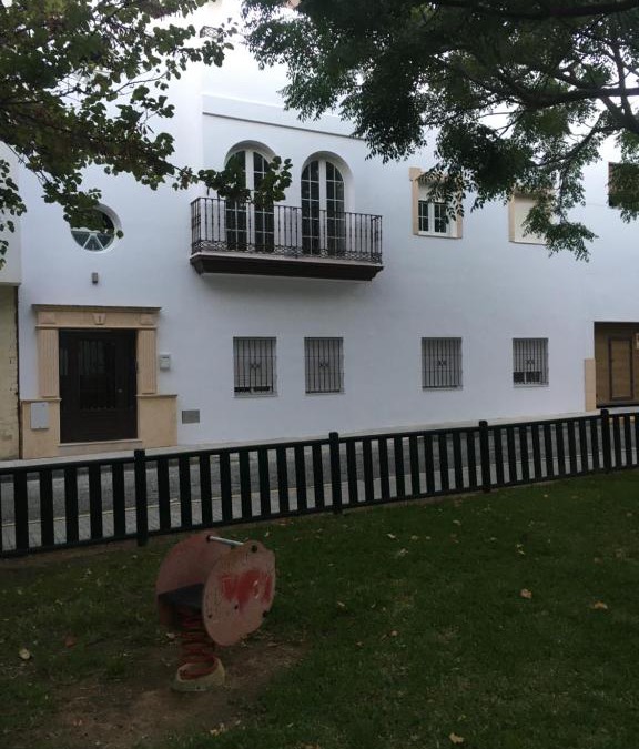 Conil de la Frontera City Center Hotel | Alojamiento Saturno 1