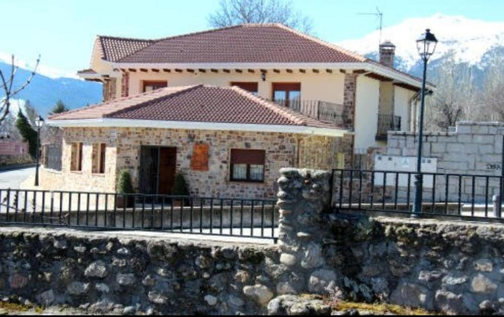 Rascafria House | Alojamientos la Abuela