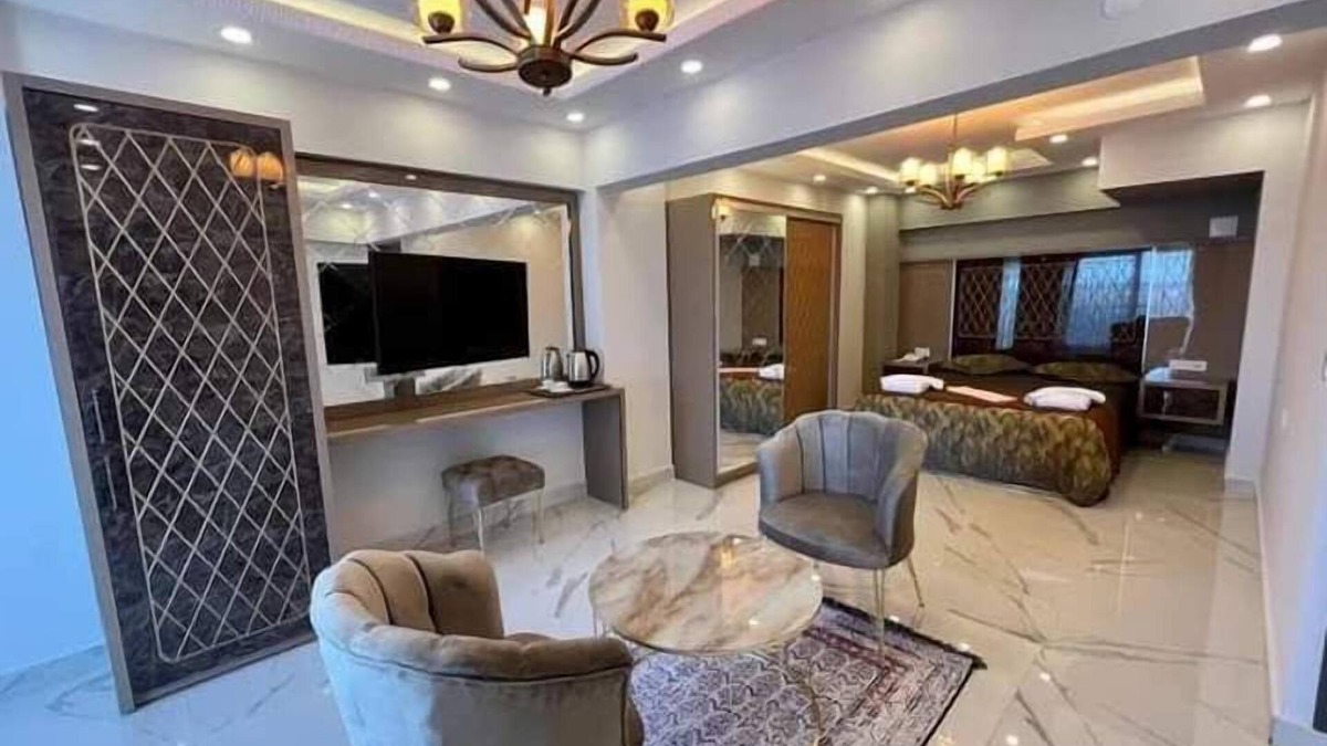 Kucukkuyu Hotel | Alp Ateş Suit