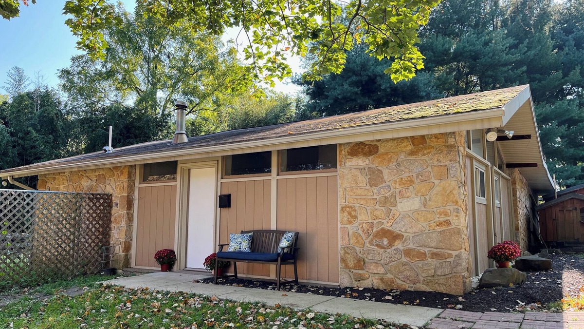 Phoenixville Cottage | Alpaca Cottage