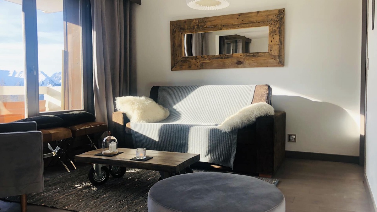 Bergers Apartment | Alpe d'Huez Large 70 m² apartment at the foot of the slopes with heated pool