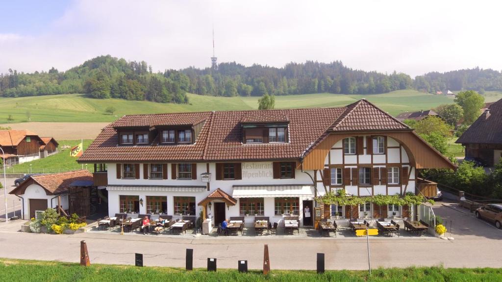 Bolligen House | Alpenblick Ferenberg Bern