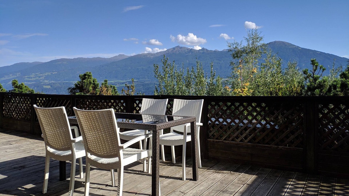 Hungerburg-Hoheninnsbruck Apartment | Alpendohle Apartments "edward Hopper"