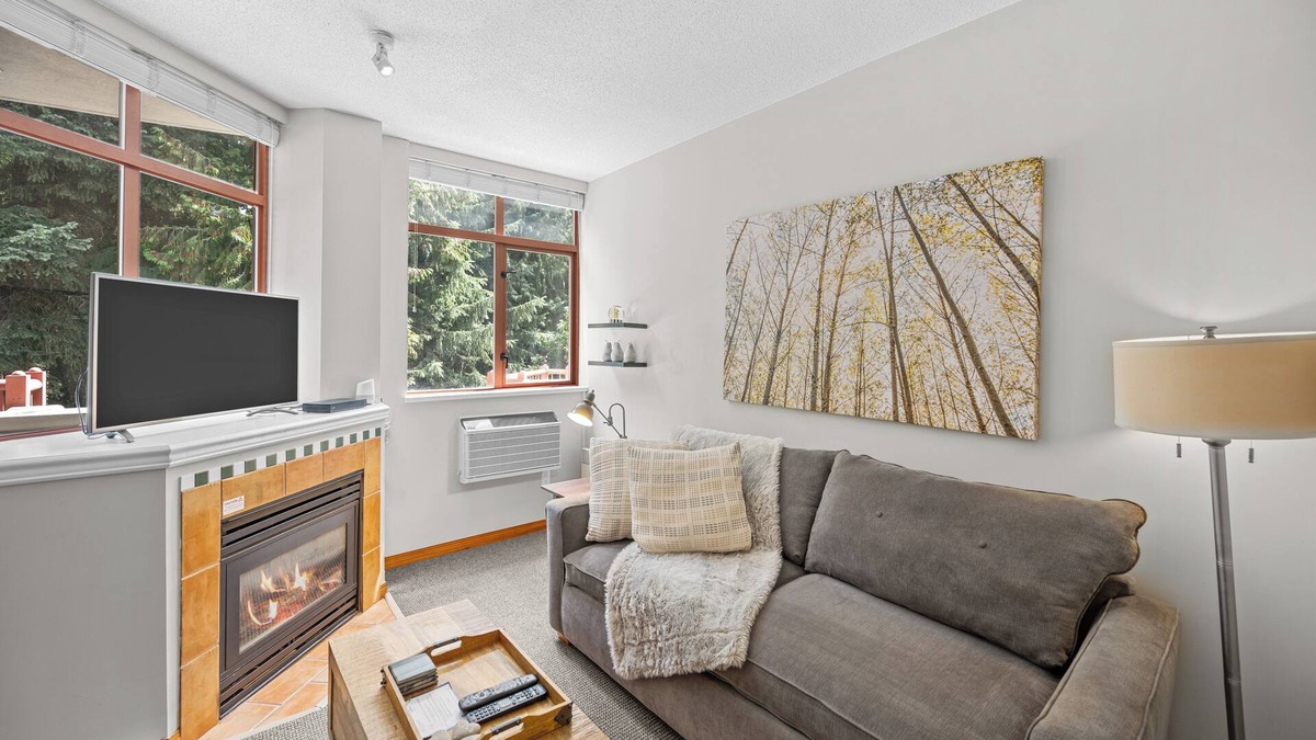 Village North Condo | Alpenglow Lodge Cozy Studio with Den by MVA