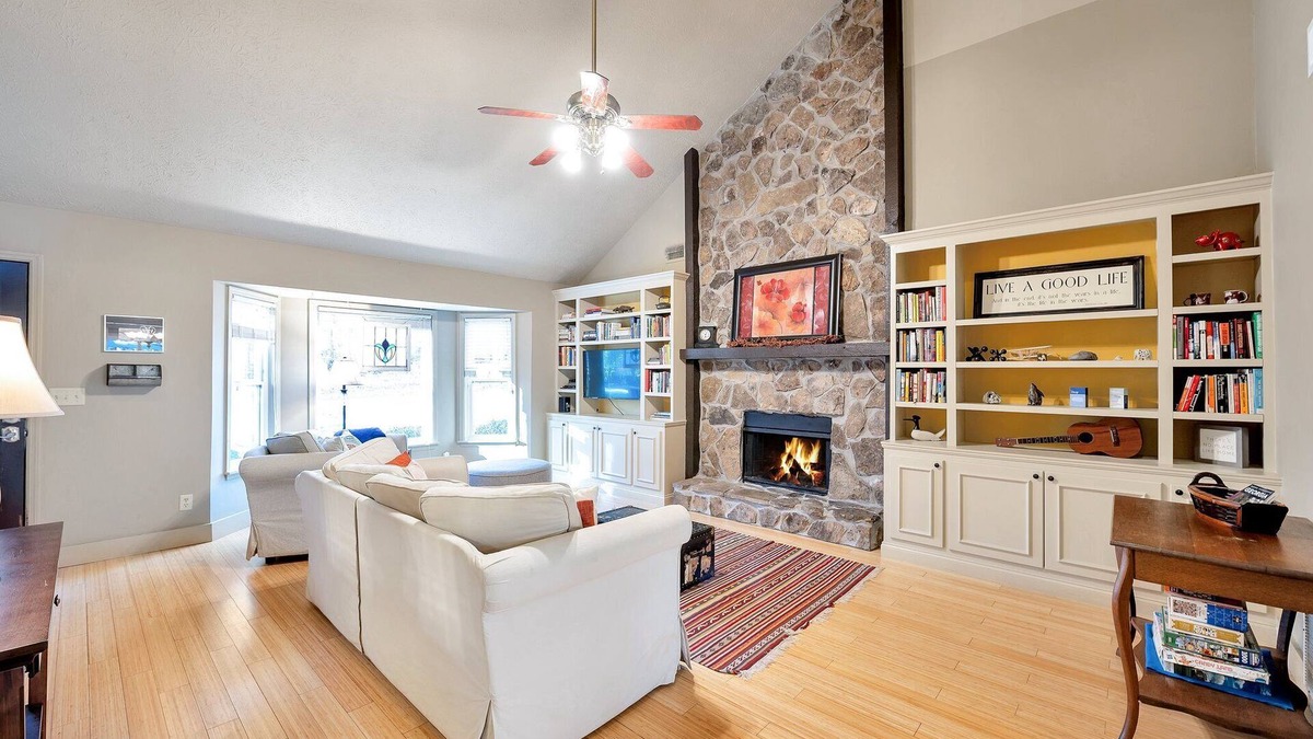 Johns Creek Cottage | Alpharetta Family Cottage - Near Avalon With Easy Access To Rt 400
