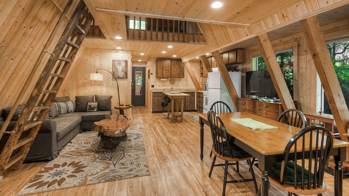 Skykomish Cabin | Alpine A-frame just minutes to hiking w hot tub, spacious yard