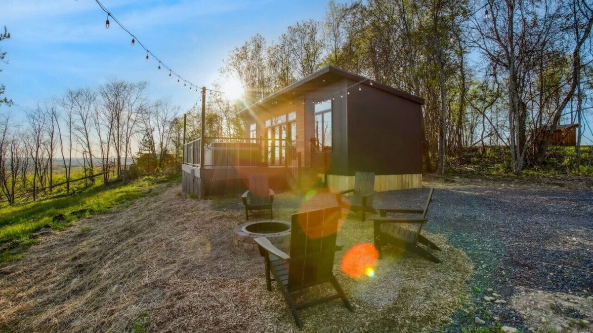 Brookville Cabin | Alpine Abode | Hot Tub, King Bed, Panoramic Views in PA Wilds