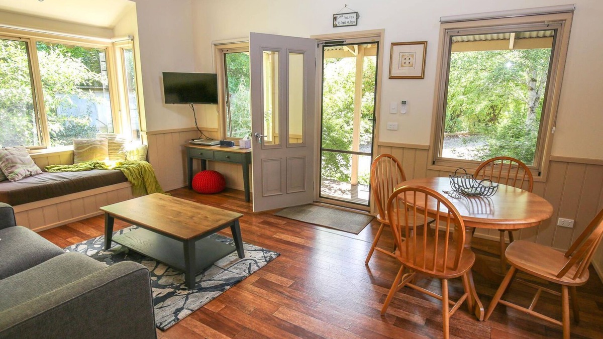Harrietville Cottage | ALPINE ARNICA COTTAGE 2: Harrietville