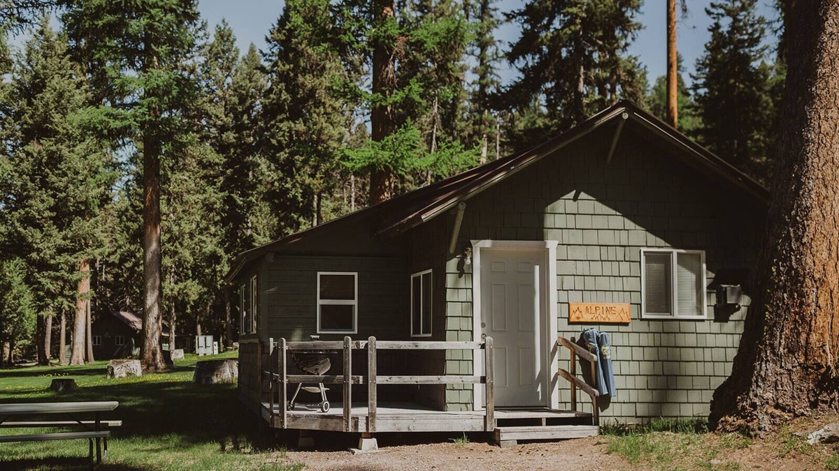 Seeley Lake Cabin | Alpine Cabin with a view of beautiful Seeley Lake at Tamaracks Resort
