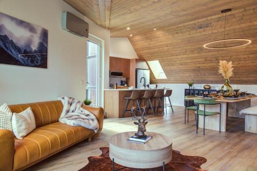 Teepee Town House | Alpine Escape 1202