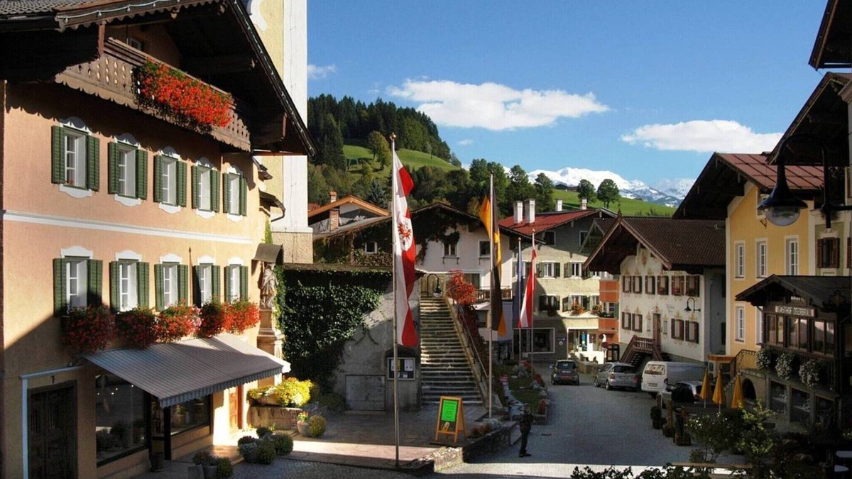 Hopfgarten Markt Apartment | Alpine Escape in Hopfgarten