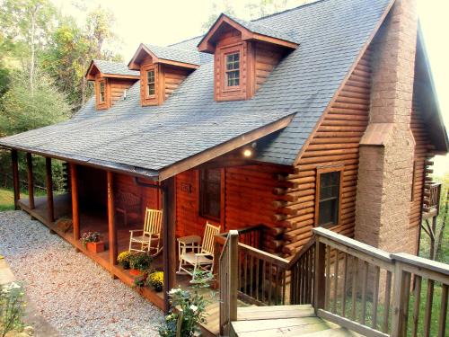Seven Devils House | Alpine Log Cabin