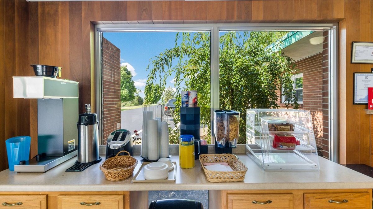 Abingdon Hotel | Alpine Motel