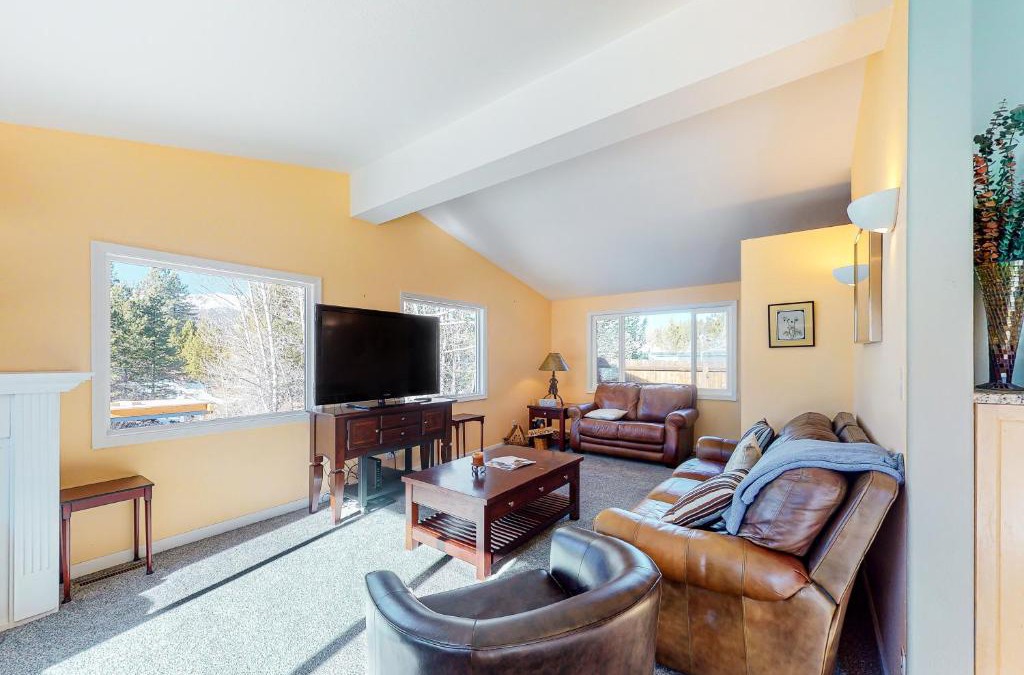 Breckenridge House | Alpine Privacy