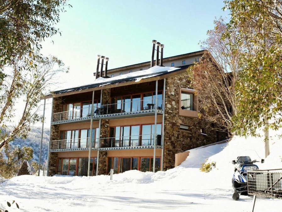 Falls Creek Apartment | Alpine Woodsmoke Apartments