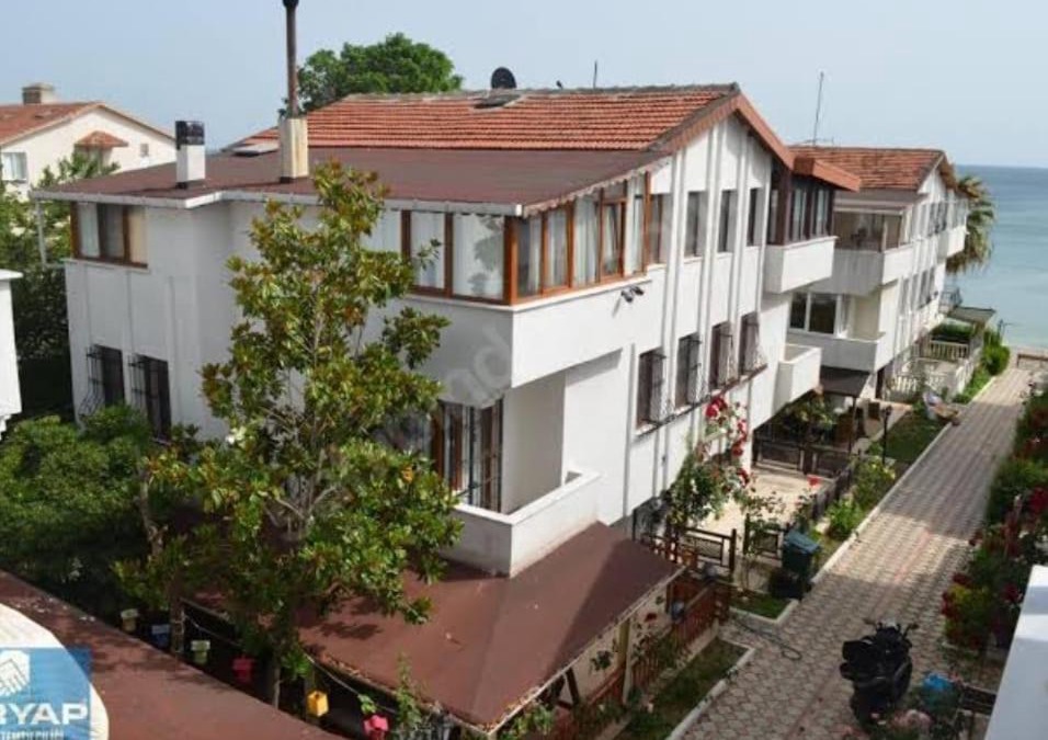 Buyukcekmece Villa | ALPMAN APART KUMBURGAZ