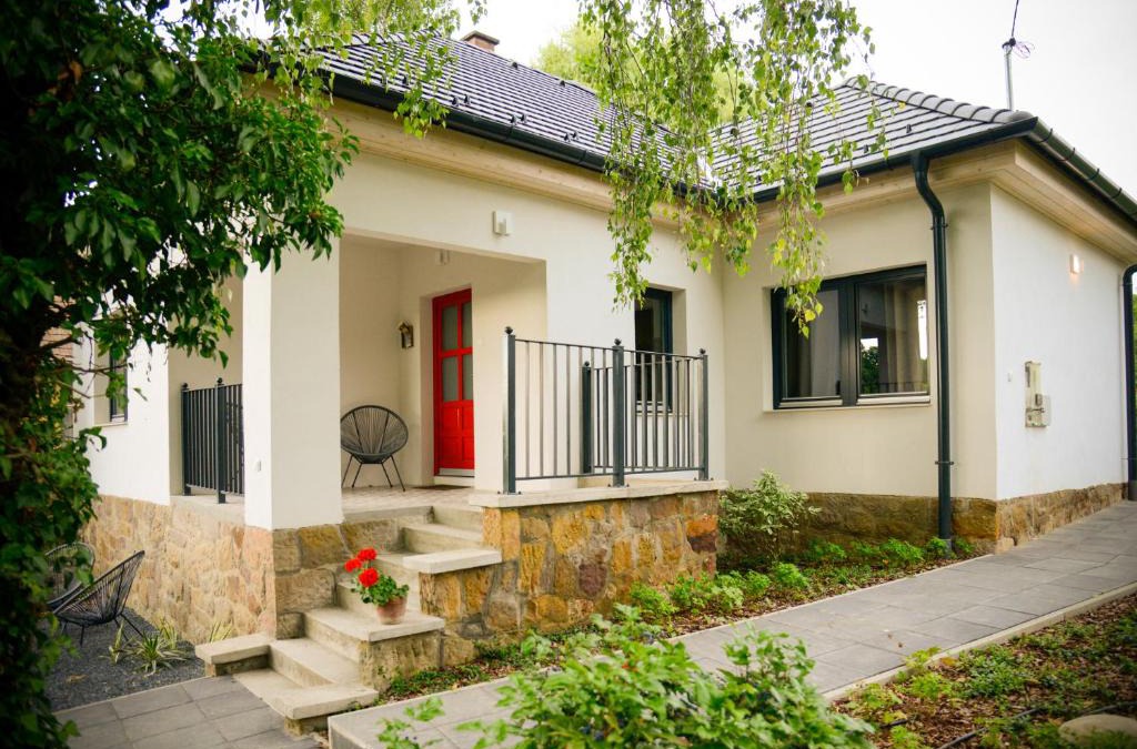 Alsopeteny House | Alsópetényi Vendégházak