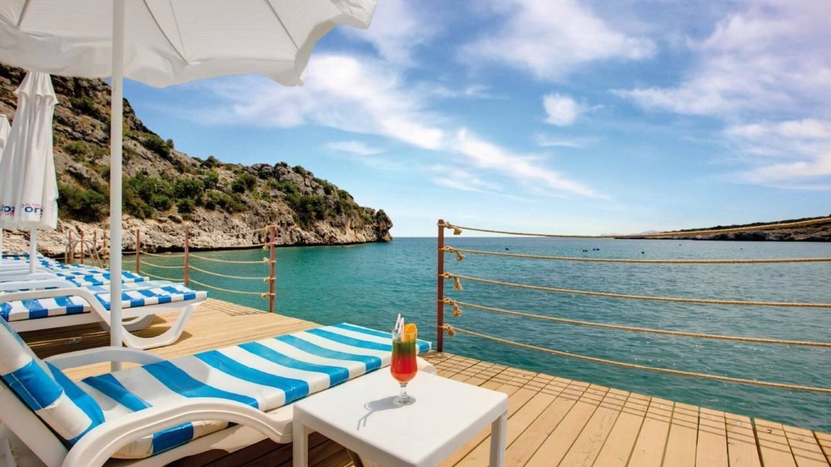 Artikli Hotel | Altınorfoz Hotel