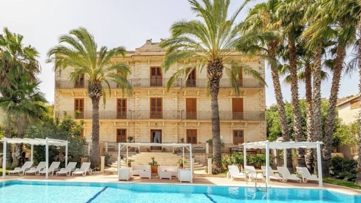 Modica Villa | ALTA lux villa stone homeholiday