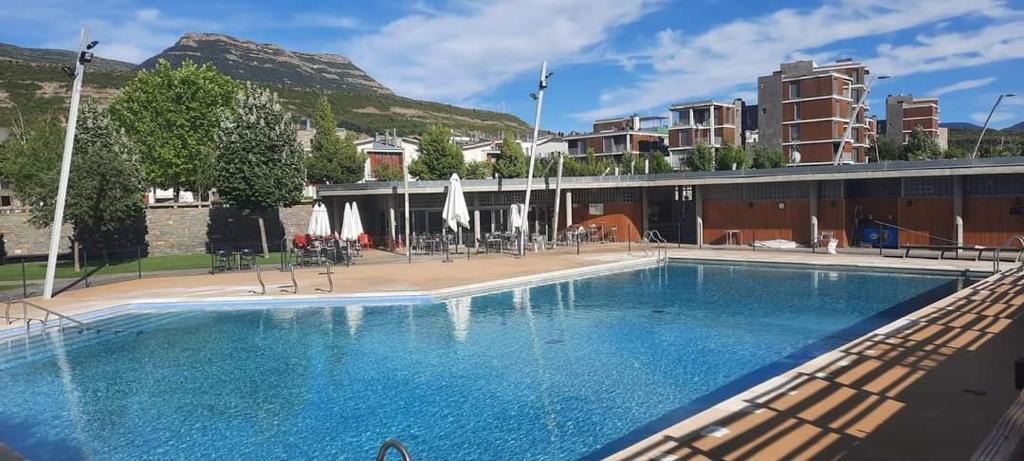 Latas Apartment | ALTA MONTAÑA - GOLF & RELAX - PIRINEO DE HUESCA - VALLE de TENA
