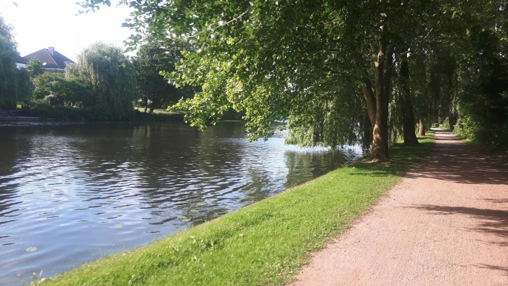 Hamburg-Barmbek Apartment | Alterwanderweg Haus