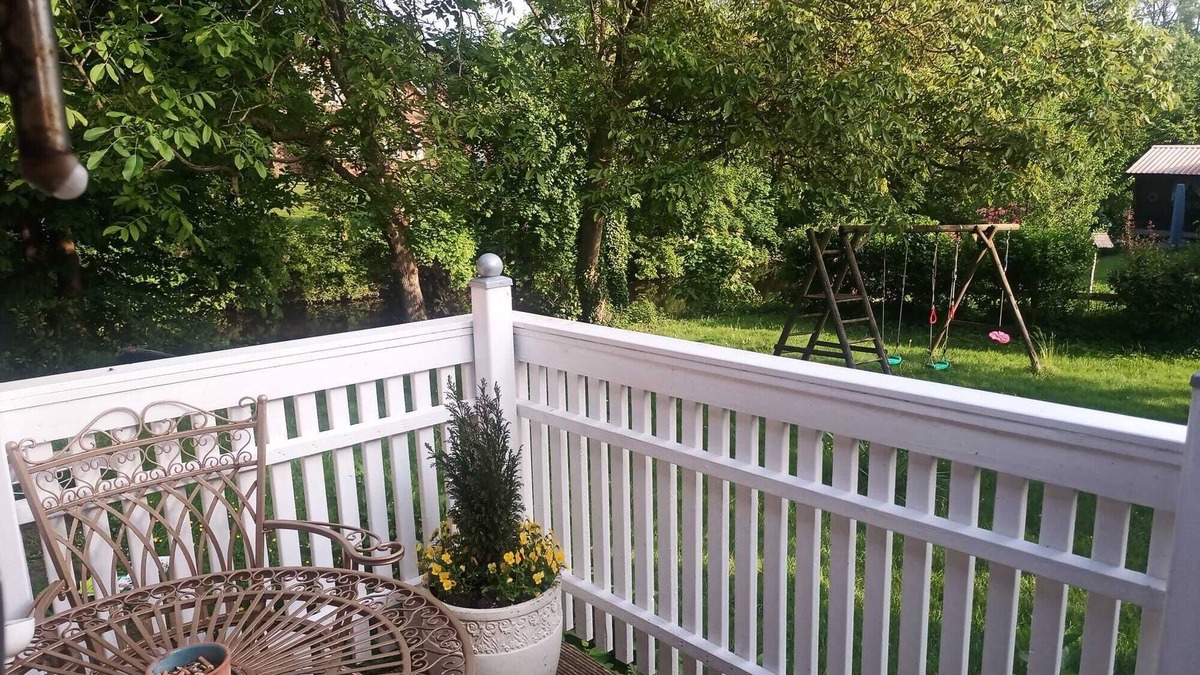 Ihlienworth Apartment | Altes Pastorenhaus (2) - Relax in style and peace in the countryside