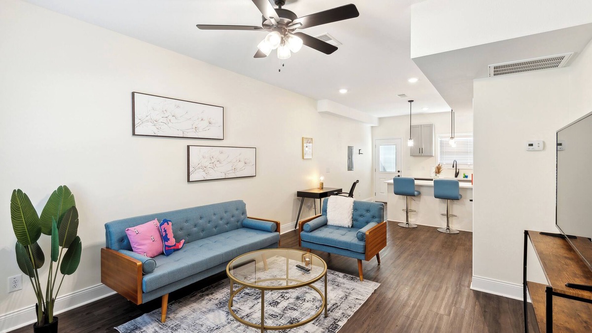 Clarksville Apartment | Alto N2 I Peaceful & Spacious Retreat I Gym