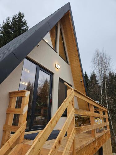 Dambovicioara Ski Chalet | Altundeva la munte