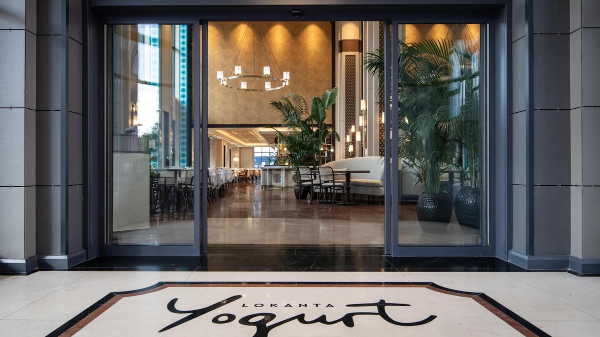 Uskudar Hotel | Altunizade Suites Istanbul, Curio Collection by Hilton