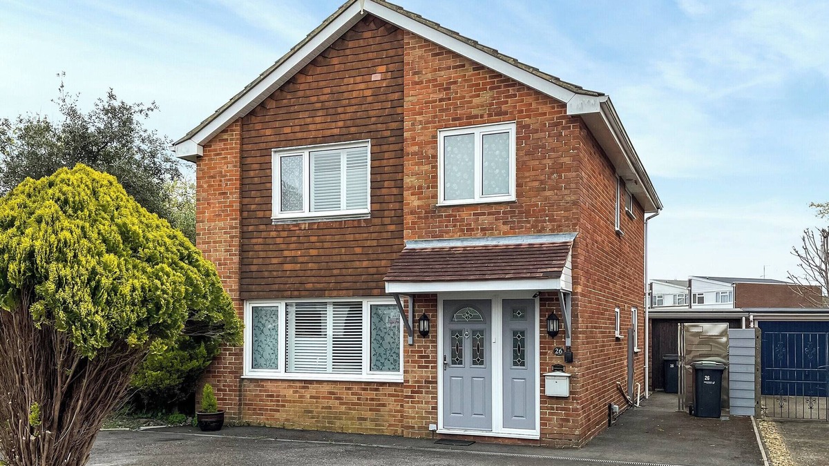 Gosport Cottage | Alverstoke Seaside Cottage