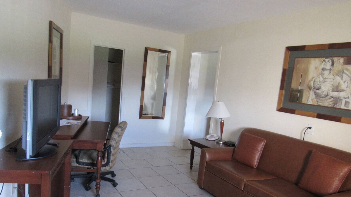 Alvin Hotel | Alvin Extended Stay