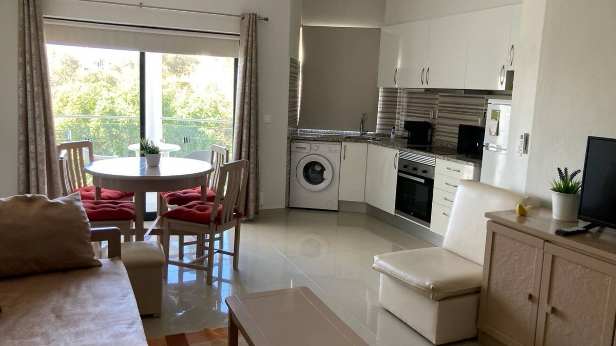 Montes de Alvor Apartment | Alvor Red Nice Terrace Flat