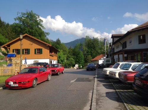 Ettal Apartment | Am Berg-Ferienwohnung