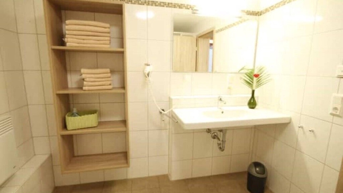 Hassmersheim Apartment | Am Treidelpfad | Landhotel | Wirtshaus | Weingarten