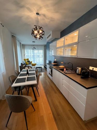 Vizafogo Apartment | Amada Apartment