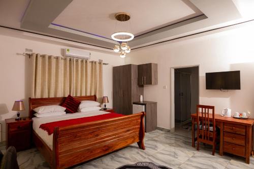 Victoria Falls Cabin | Amakhosi Hotel
